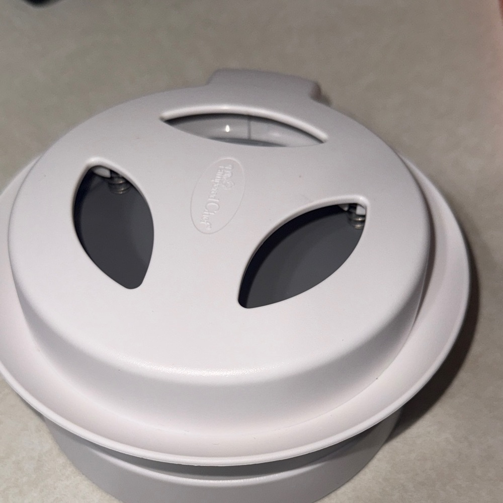 Pampered Chef hamburger press